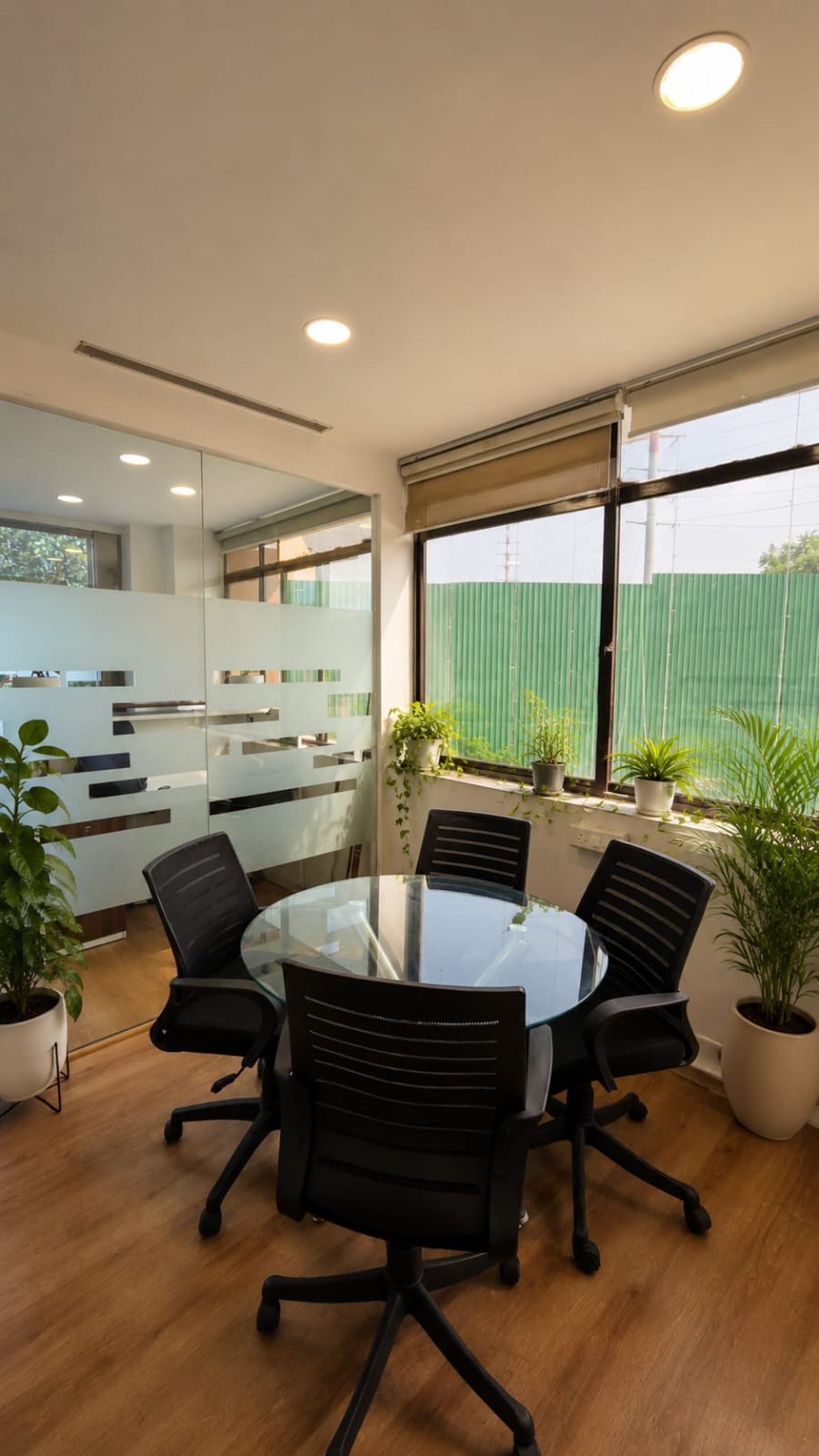 NH-8 private cabin